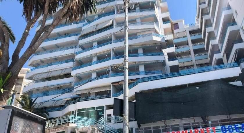 Sea View Apartments Saranda Ngoại thất bức ảnh
